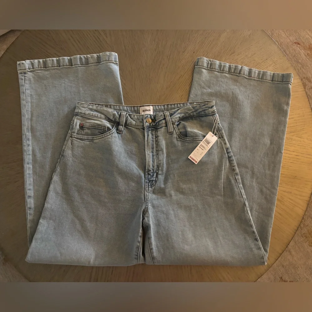 Hudson Jeans Jolene Wide Leg Size 30 NWT - Picture 1 of 4